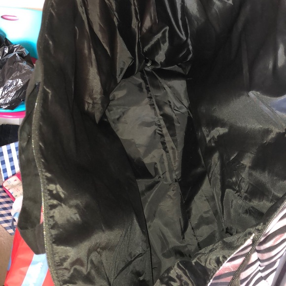 TWO Victoria Secret Bags - (Tote & Crossbody) - Picture 6 of 8